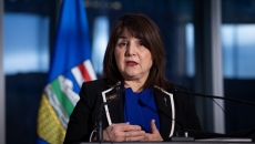 Alberta to pay nurse practitioners up to 80 per cent of what family doctors make